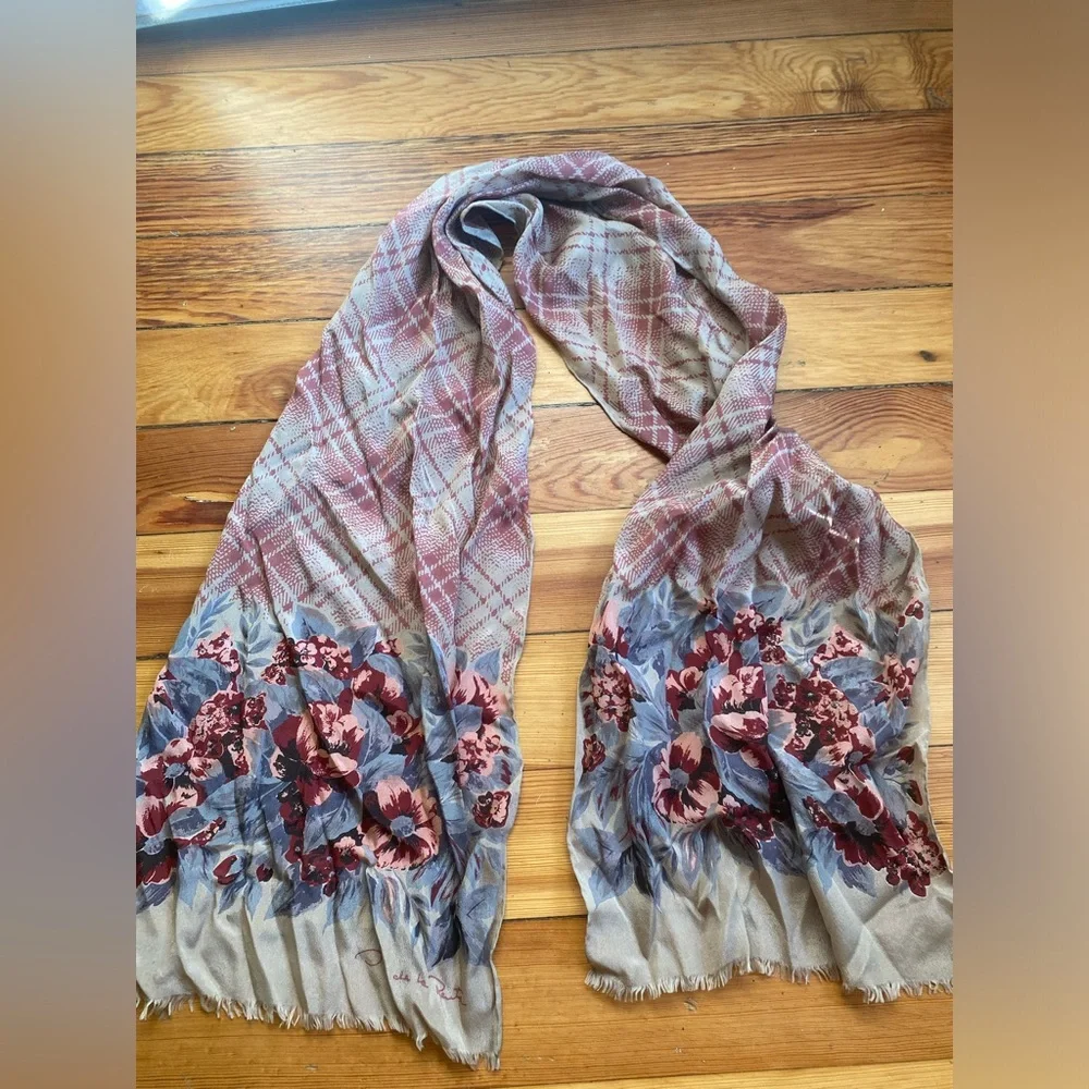 Vintage Oscar de la Renta Floral beige brown silk Scarf